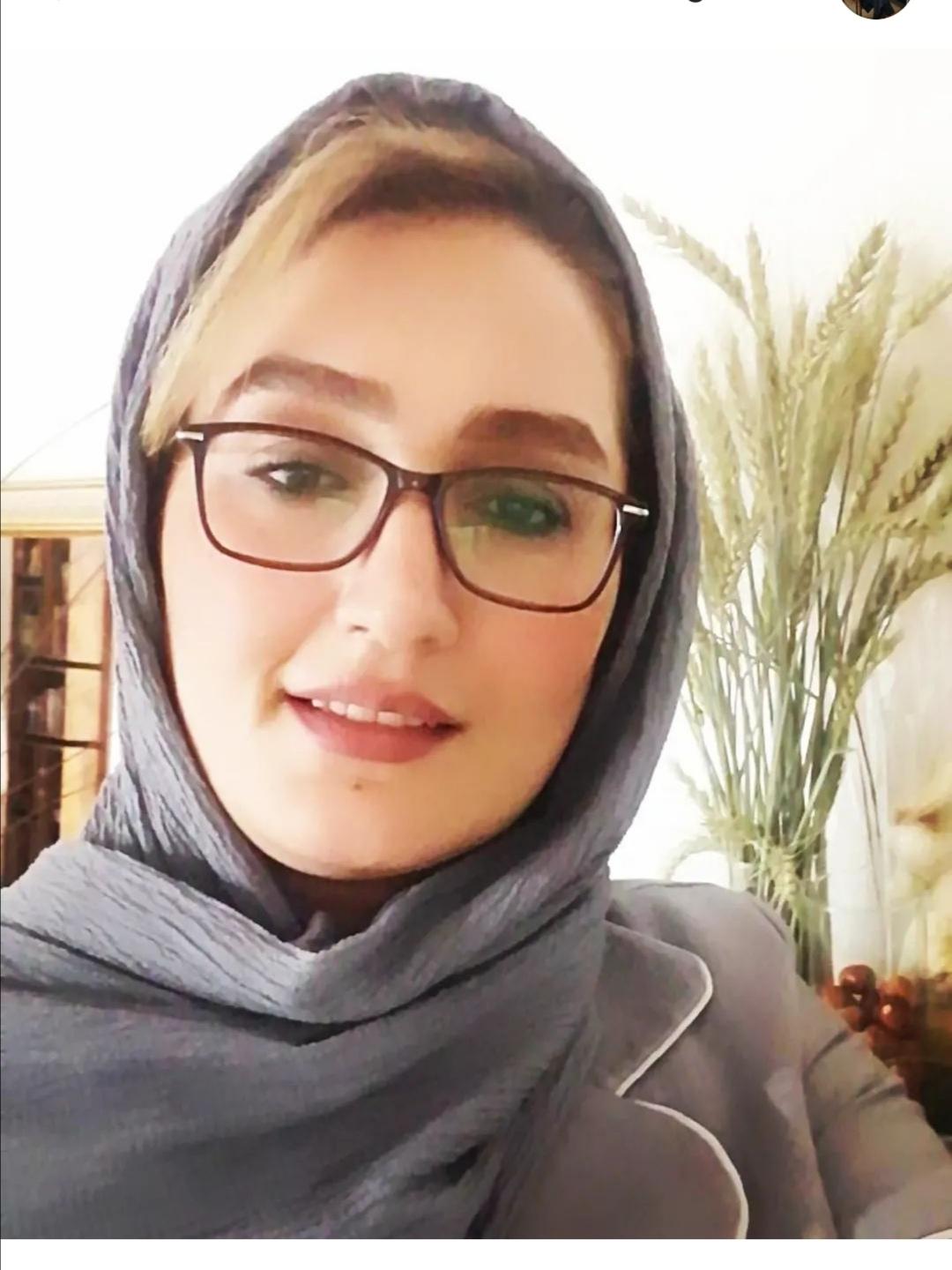 عکس پروفایل زهرا غالیان